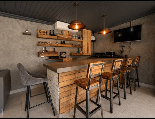 3 BEDROOM HOUSE FOR SALE IN THREE RIVERS